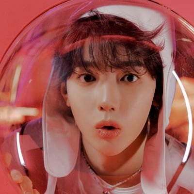 zhang_ringring's profile picture. ZeroBaseOne 센터 장하오