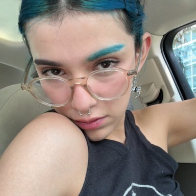 She/her/ella. Jiggy like Madonna, trippy like nirvana. R ✨