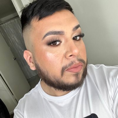 ChuyyChuyy16's profile picture. 