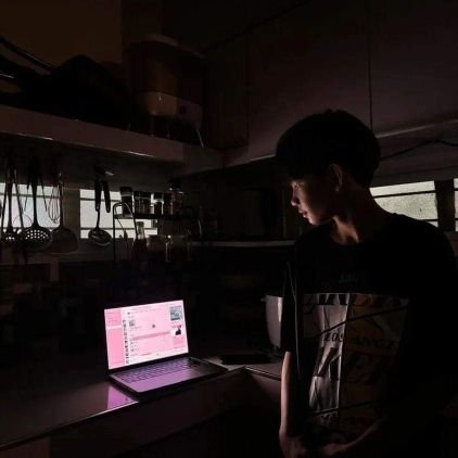 yaturochanerss's profile picture. not what u think