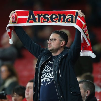Sports nut and dog lover. Love football (Arsenal), horseracing, snooker & darts.