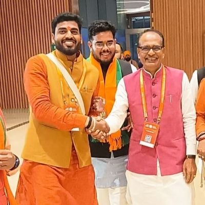 जिला कार्यसमिति सदस्य सह अमलाबाद मंडल प्रभारी भाजपा युवा मोर्चा बोकारो झारखंड,
भाजपा लोहरदगा लोकसभा विस्तारक पूर्णकालीक
भाजपा पूर्व अल्पकालीन विस्तारक छत्तीसगढ़