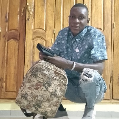 Gémeaux, vie spirituel,lutte pour la prise de conscience. non à la violence et au racisme. instagram @deblo49
Facebook https://t.co/PqdtHLw9L8