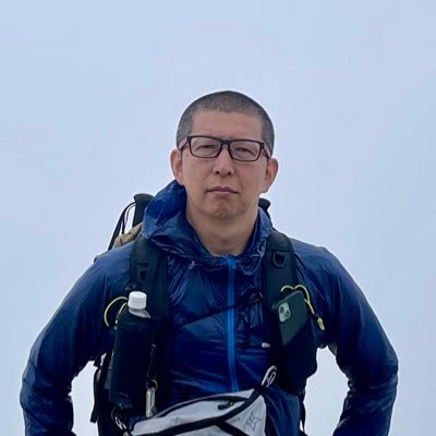 カターレ富山、鹿島アントラーズ、FCバルセロナを応援しています。バルサニック所属。物書堂という会社で働いています。