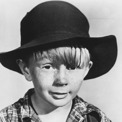 SmileyGreevins's profile picture. Not in it for the likes or retweets, just a way to keep track of my thoughts. Will immediately block bots and clowns who follow.