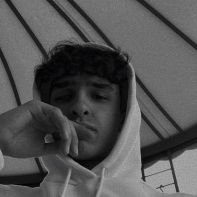 Emi_vit2007's profile picture. 