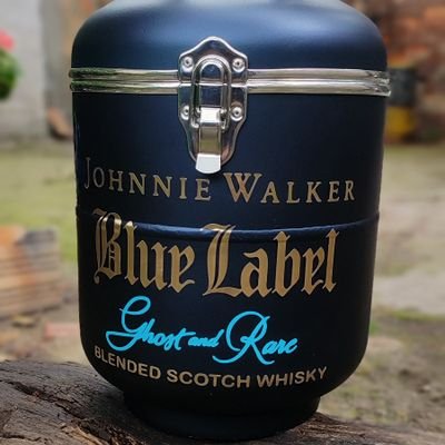 Hieleras personalizadas en material reciclable y productos personalizados .