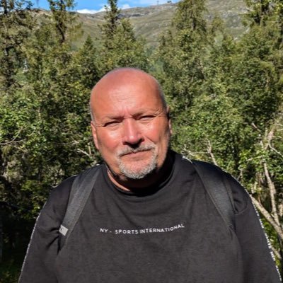 Ledare och entreprenör.
