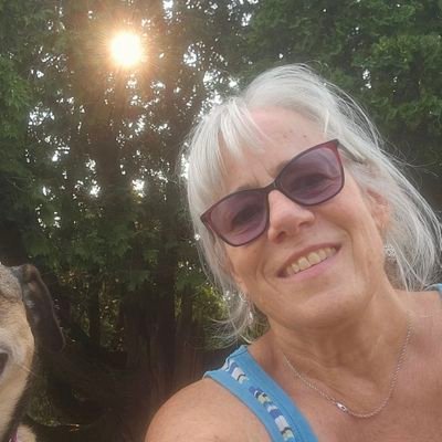 WatchdemRise's profile picture. Teaching kids how to read in Upstate NY, Rocking' the Bones, on 'the one less traveled by', blessed and Cerviche is da bomb❤️✌️