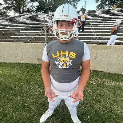 West Lauderdale High School C/o 2027 6’3 1/2 310 Phone:9853003097 Email:jaylonhull0@gmail.com