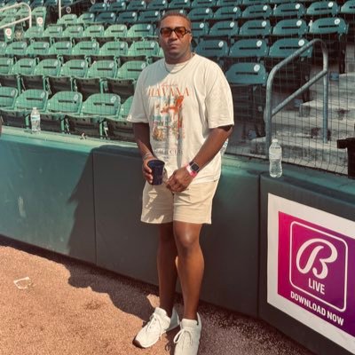Blessed | Musician | USC Alum 🐔| IG: _musicmaestro_