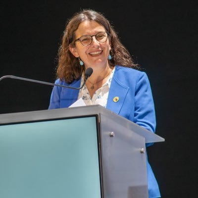 Alejandra Arratia Martínez Profile