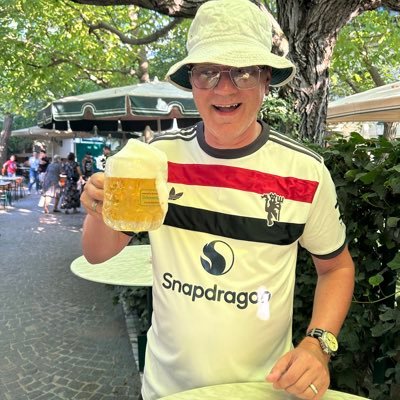 dav3senior's profile picture. 