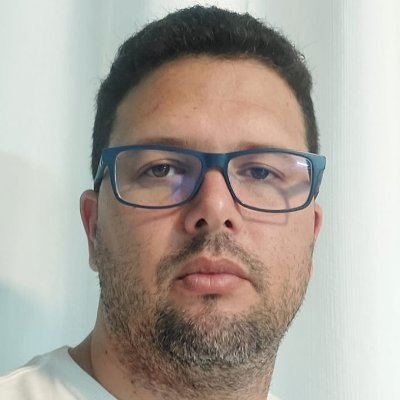 HeberteBueno's profile picture. Cristão. Casado. Pai de 2 filhas lindas e maravilhosas. Politicamente de Direita.
Este perfil é para compartilhar impressões que tenho da realidade. Bem-vindos!