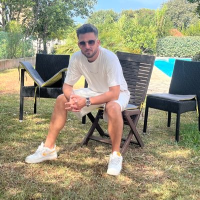 Pierrerzz's profile picture. 