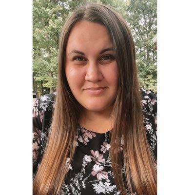 michaela_vojta's profile picture. 𝘆𝗼𝘂’𝗿𝗲 𝘀𝗼 𝗴𝗼𝗹𝗱𝗲𝗻 🌻