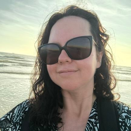autistic | 39
| loves: Paris🗼, a walk at the beach🏝, a walk in the forest 🌳🌲, music 🎧, tea 🍵 | respirators work!