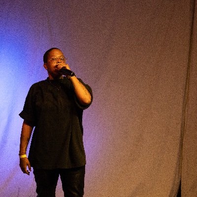 Self Published Author ✍🏾 R&B Enthusiast 🎶 Host 😎No Longer Retired Rapper 🎤 l Home Cook 👩🏾🍳 Sneaker Lover ❤️Black In Tech 😎
