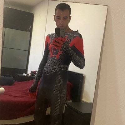 semvergonha1004's profile picture. 