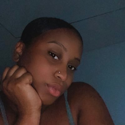 nadine_santos16's profile picture. 🌷