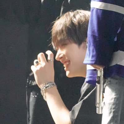 personal fanpage for 🐣민기🐣 & 🏴☠️ATEEZ🏴☠️ feel free to like and repost💛but plz do not crop my logo:) thank youu💛