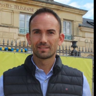 florbach's profile picture. Running, Ambulance, Photo