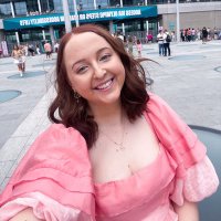 mikaela ✨ eras tour london ✨ (@chocchipmikaela) 's Twitter Profile