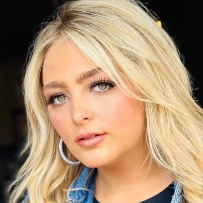 HunterGirl_007's profile picture. COUNTRY GIRL😇Song Writer ✍️ Musician, 
LISTEN TO MY NEW SONG.