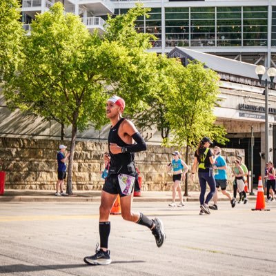 Marathon Runner 🏃💨 3.1 18:47 ⏱️🏅 6.2 41:03 ⏱️🏅 13.1 1:32:14 ⏱️🏅 26.2 3:20:01 ⏱️🏅 #atreu850 @freshjunkie_racing #fjrambadassador #yochicksfavese #zensah