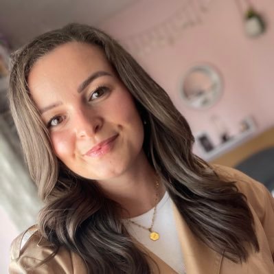 _MissSandford's profile picture. Early Years Teacher 👩🏻‍🏫 SENCO 📚Qualified Aerial Hoop & Aerial Silk Instructor 🎪✨