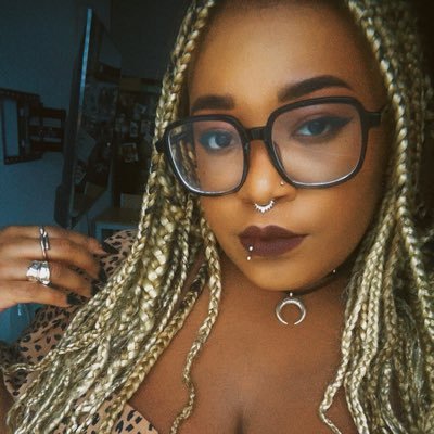 @rizzlekicksz