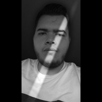 JonaBravo11's profile picture. 🇲🇽 Mexicano abriendo los ojos ante la brutal indiferencia de nuestro gobierno. No somos cifras. Exigimos justicia.