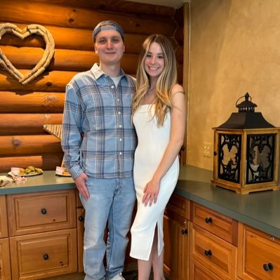 Taylorcampeau3's profile picture. 