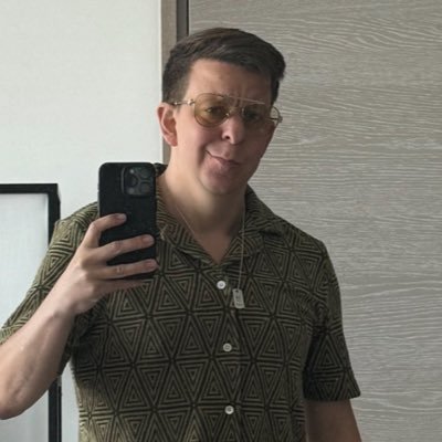 swirl_guy_'s profile picture. infrastructure specialist @ PLMF 🔮