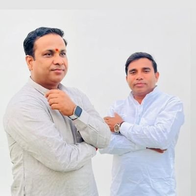 यतो धर्मस्ततो जयः🚩🚩
रामभक्त सनातनी हिन्दू 🚩🚩 पूर्व ग्राम प्रधान