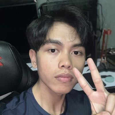 Tech enthusiast , Multimedia Designer, Video Games. 👾🎮🕹️