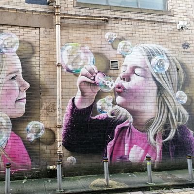 NromaWilkes's profile picture. Sono incapace di maggior conoscenza. / Che cos'è questo, questa faccia / così assassina nel suo strangolio di rami?