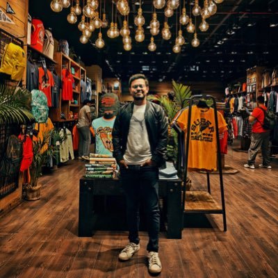 adityatadas's profile picture. Roadie, Wayfarer, Music Lover