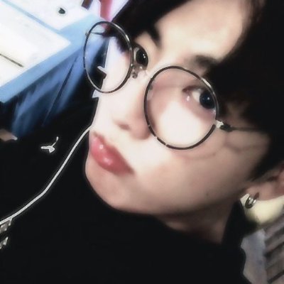 ☆•*:・゚’☆•*・゚’☆•omega ot7 ,
🕯#edtwt🕯 @kotttgk ° @Vantaeuwuu ° @ultraviol4ence @Hobihermoso24 #BTS