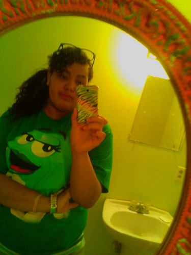 stay folded, im turnt up, got the drank in my cup. leezy badd the fuck you mean? stay fadedd sippin lean(: # pree gurll thugginn # bout et life # wy yuh mad????