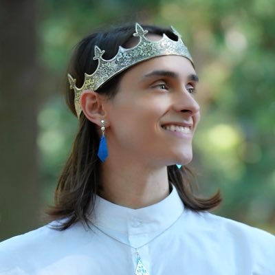 日本を世界一ビーガンフレンドリーに🌿 SDGs ✖︎ ETHICAL FASHION ✖︎ VEGANを 楽しく、美味しく、そして健康に 5カ国語を話せてビーガン歴10年🌏🗣