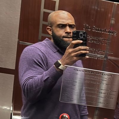 gamecock first 🐔, razorback second 🐗, attorney ⚖️, lover of many things ♥️