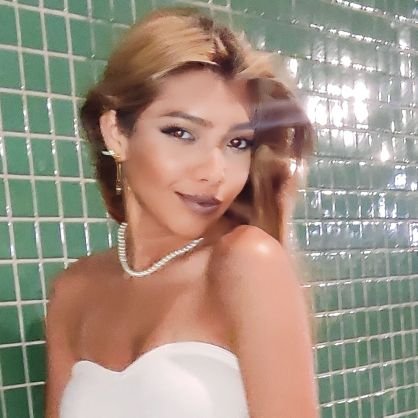 Roberta70381456's profile picture. Energias positivas🍃
Ler📚
Seja você por você e para você ✨
Instagram: robertarnascimento