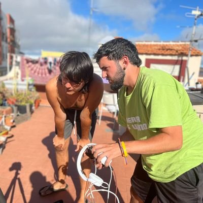 El hábito no viste de seda al monje ni a su mono. O sea, o al revés, no sé.