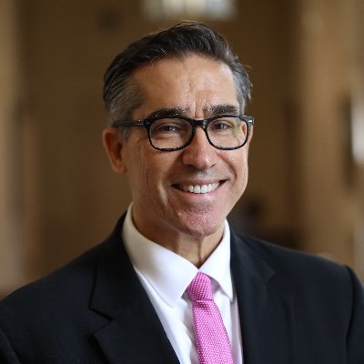 @Baylor Phil Prof. Brooklyn to @Vegas to Waco.
Author Defending Life (@CambridgeUP), Taking Rites Seriously (@CambridgeUP), Never Doubt Thomas (@Baylor_Press).