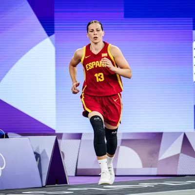 Olympic Silver Medalist 🥈🇪🇸 @fiba3x3 player and EuropeCup champion 2021. MVP.