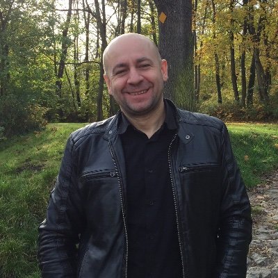 AHudusin's profile picture. Совсем никто.