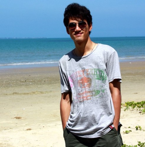 kevinhuangzh's profile picture. 