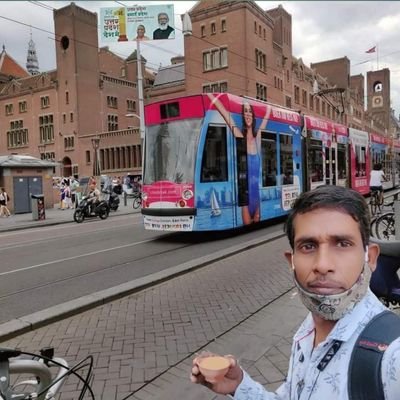 जो हिन्दू खतरे में है,कृप्या वो मुझे फालो ना करे,मै उन्हें नहीं बचा पाऊंगा..🤣🤣🤣