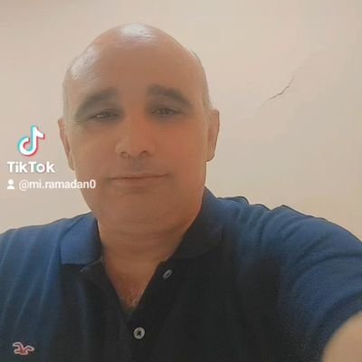 مسلم ، مصري اهلاوي ، محب لكل الناس لا احمل ضغينة لاحد ، أعشق تراب بلادي